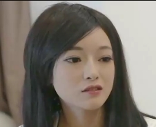 麻瓜豆传媒-新晋学妹在教室竟被学长开发？