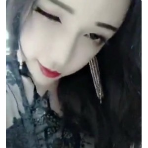 抖音狐媚脸网红（顾灵曦）短视频，勾人眼神摄人心魄【5.42GB】
