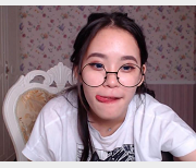 热门推荐超敏感可爱镜娘视频1.27G，清纯学生妹远程遥控震动，人气爆棚！