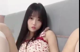 火爆奶萝喵表演自拍图集，露脸出勤作品全收录[92V2.1G]