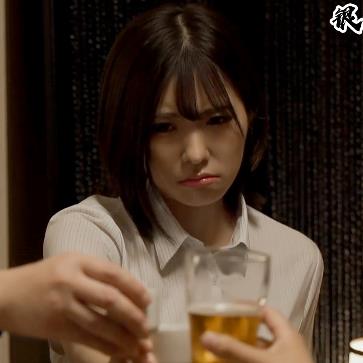 岛国PMV银河制品金典合集4V2.4G，超火女主，优质内容，下载观看