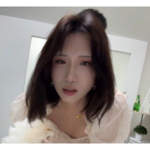 邢曦月20部高质量伪娘视频合集9.3G分享