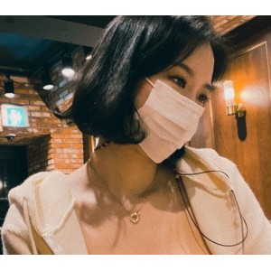 超优质Onlyfans福利合集大罩杯妻子mrsddirori14V8.08G，团建展示服装