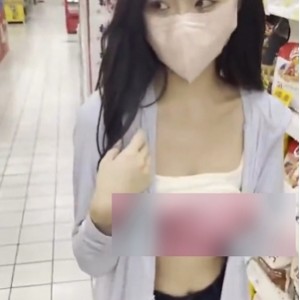 推特露妹某处户外合集12V267M