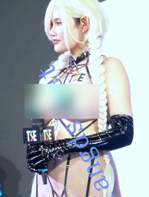 大罩杯coser现场互动4K画质4.6GB漫展跟拍