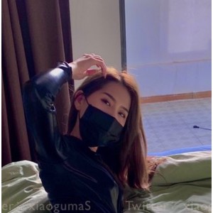 YY小姑妈S性感视频合集17部1.2G，收藏热某处诱人