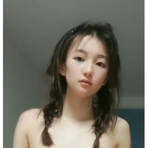 抖音十柒学姐热舞视频24部16.3G超火辣