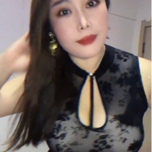 抖音鍂鑫鑫放飞自我互动29V2.88G风韵荡漾